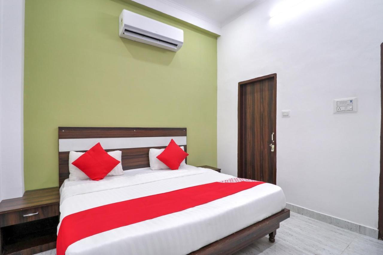 Hotel O 71370 White House Garhi Harsaru Esterno foto