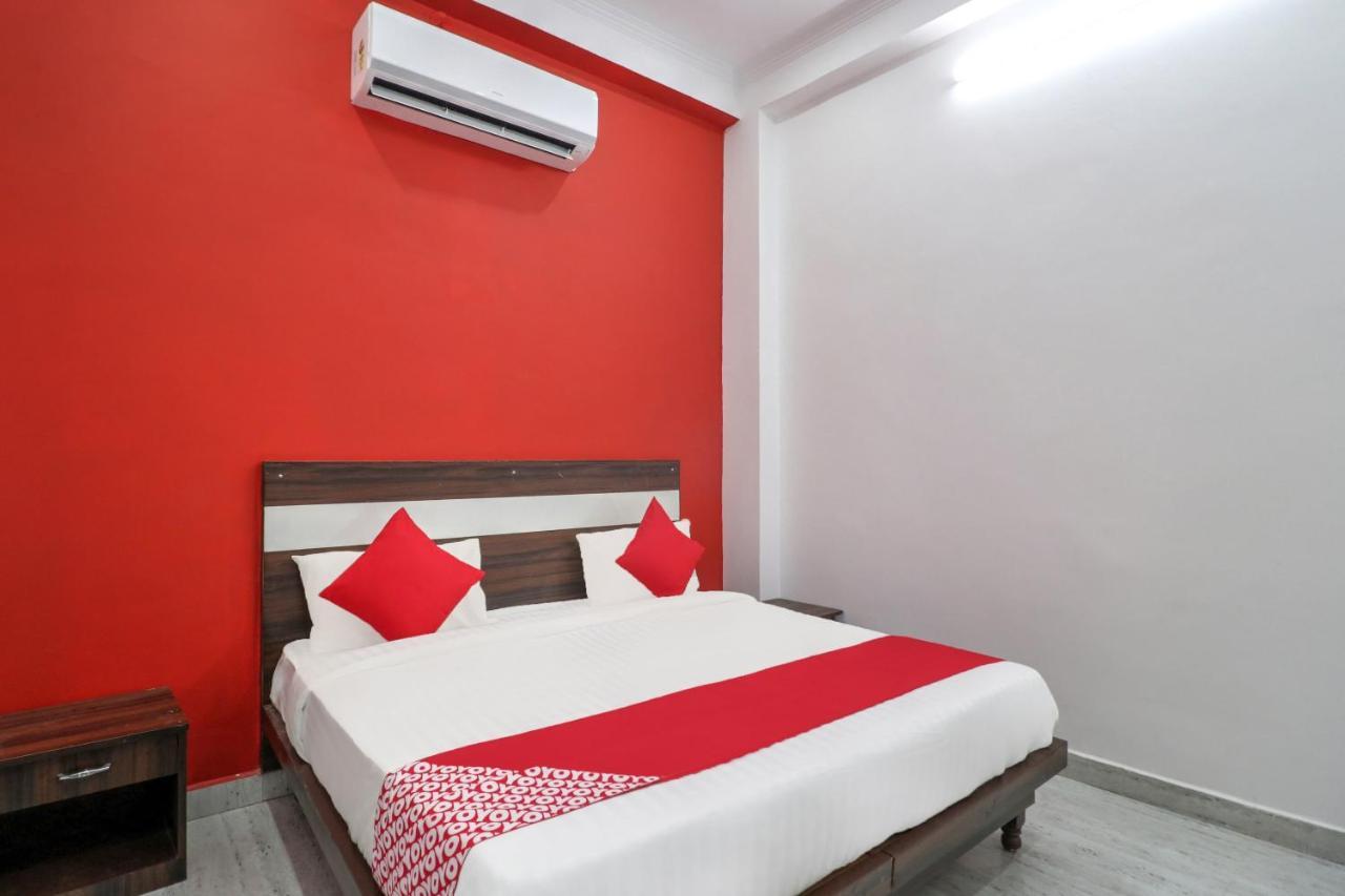 Hotel O 71370 White House Garhi Harsaru Esterno foto